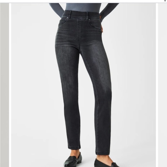 NWT SPANX Straight Leg Jeans, Black M - Picture 5 of 10